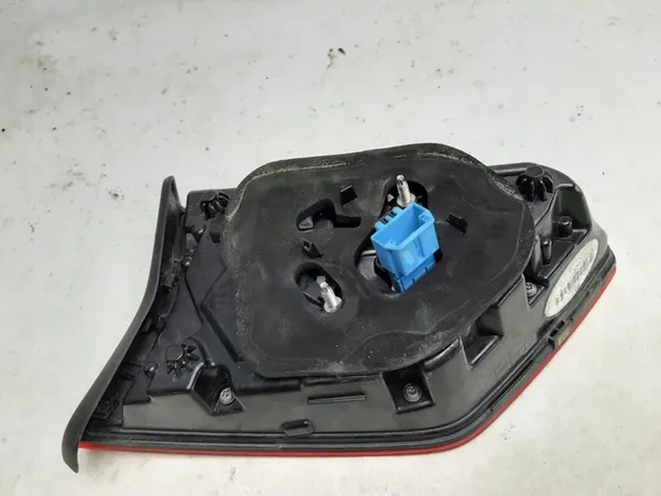 VW TIGUAN II 5NA 15- Lámpara Trasera Derecha 5NA945308D image 2