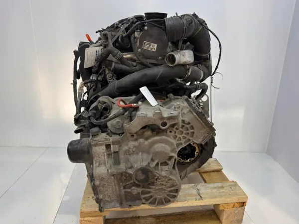 Begagnad 1.6 TDI 105hk motor för Skoda VW image 6