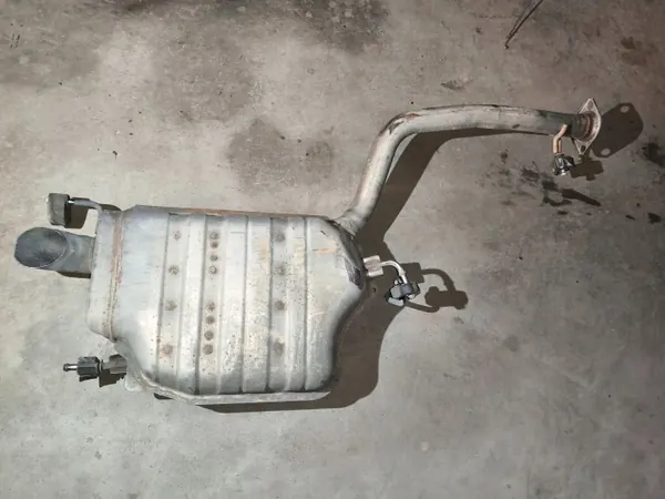 Tubo de escape trasero izquierdo Lexus LS V OEM 1744031290 image 4