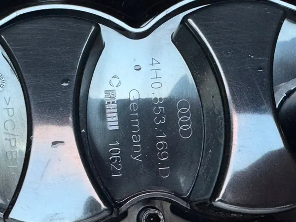 AUDI A8 D4 Grill 4H0853651AA image 6