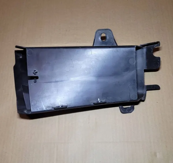 BMW 5 F10 F11 Rechter remluchtkanaal OEM 7331784 image 3