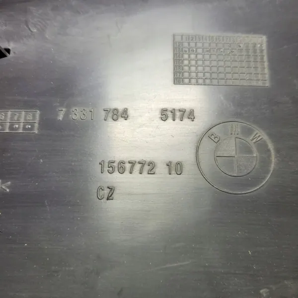 BMW 5 F10 F11 Rechter remluchtkanaal OEM 7331784 image 5