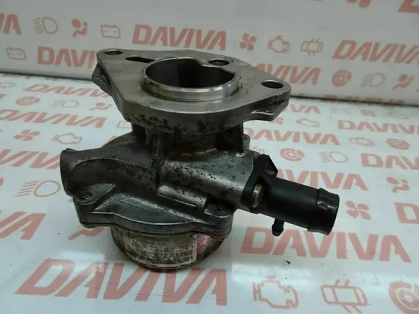 Renault Scenic Vacuumpomp 1.5 dCi Diesel OEM 8200521381 image 2