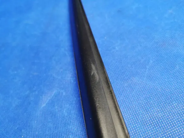 Joint de pare-brise avant droit OEM 8Y0854328 Audi A3 image 10