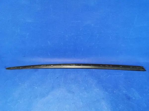 Joint de pare-brise avant droit OEM 8Y0854328 Audi A3 image 3