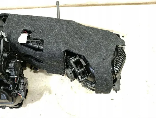 Carcasse de souffleur Mercedes-Benz EQE V295 2023 A2978303103 image 3