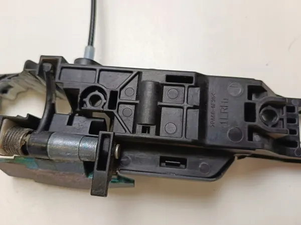OEM MOC-KLM-PY-TL-QX-80-Z62 Höger Bakdörrhandtagsfäste image 5