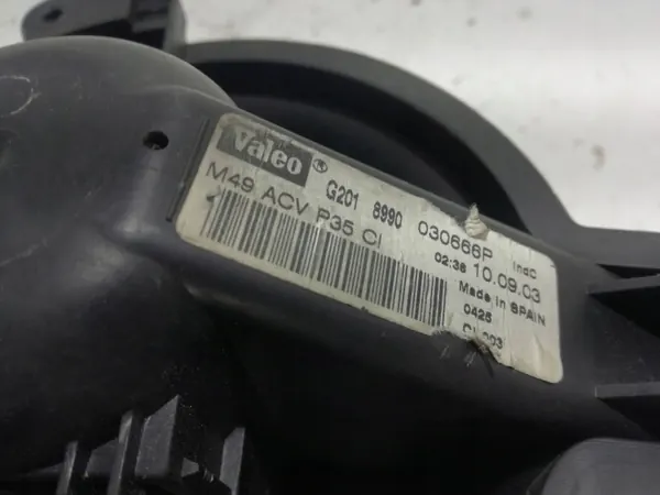 Mercedes-Benz Fläktmotor OEM G2018990 - Begagnad image 4