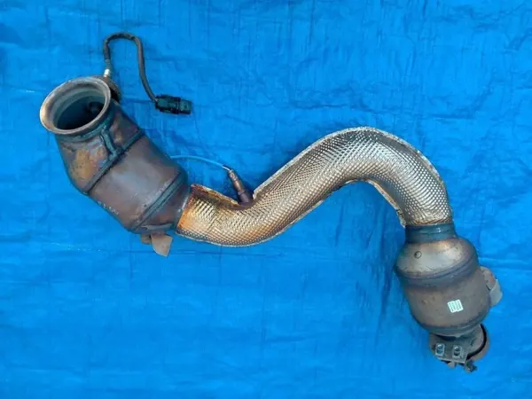 Mercedes W222 vasen katalysaattori OEM A2224906900 image 5