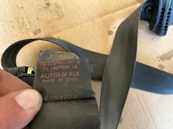 Front Left Seat Belt Citroen Xsara Picasso 2004-2012 OEM image 3