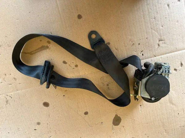 Front Left Seat Belt Citroen Xsara Picasso 2004-2012 OEM image 4