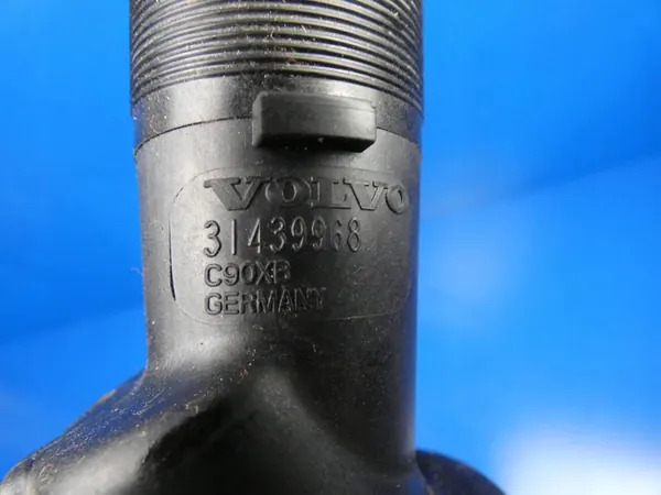 VOLVO XC90 II XC60 II V90 S90 2.0 T Carcasa de Termostato OEM image 3