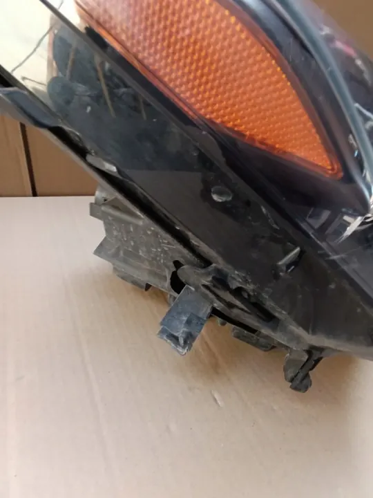 Phare droit d'occasion OEM ]OP987 pour Lexus NX image 4