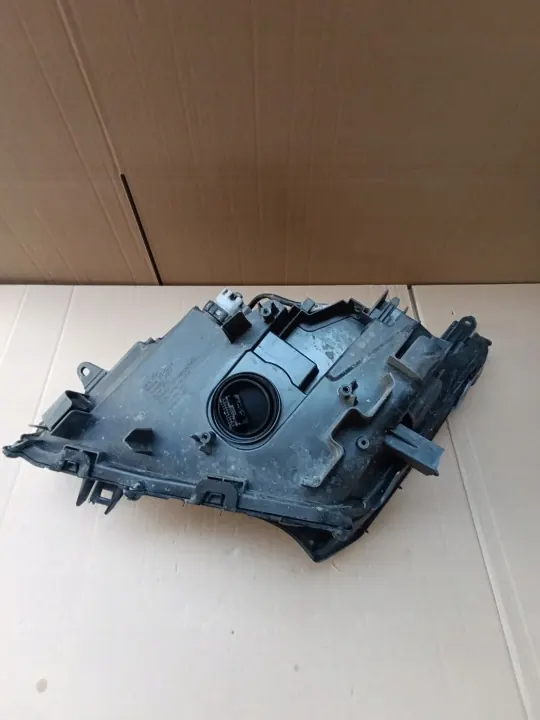 Phare droit d'occasion OEM ]OP987 pour Lexus NX image 6