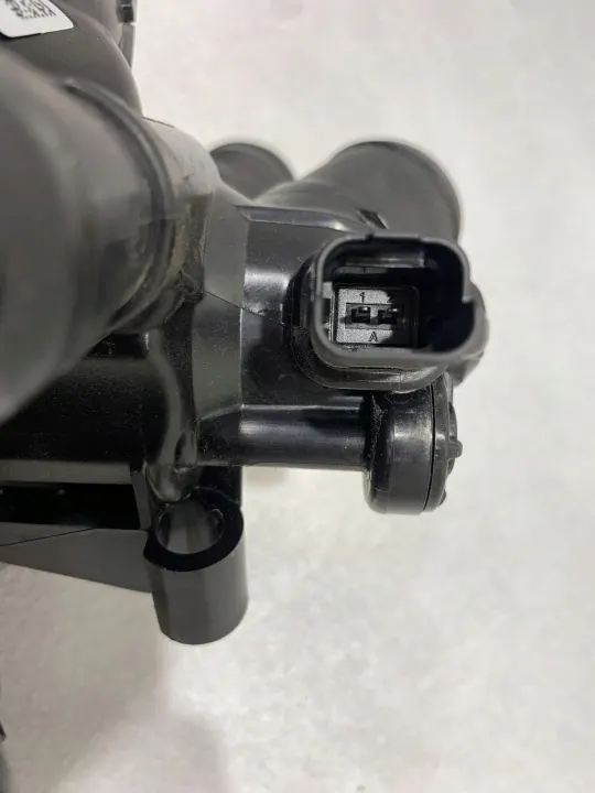 Carcasa termostato FBZ18793 para Peugeot 5008 2018 image 6