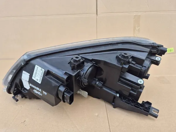 VW Sharan 11- Farol Direito 7N5941006F image 6