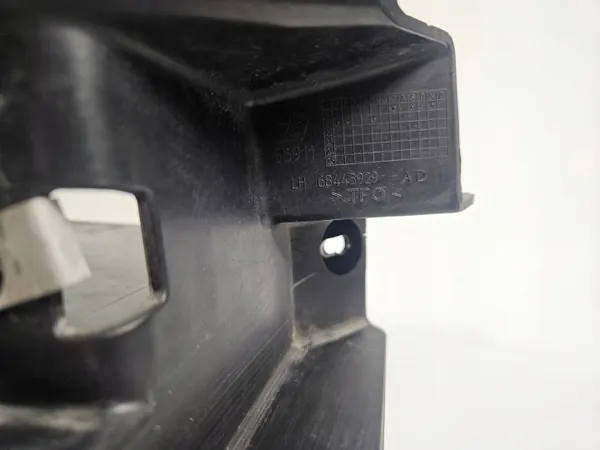 OEM 68443929AD RAM 1500 TRX glidlampfäste vänster image 4