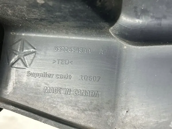 Griglia paraurti anteriore Charger destra 68226548AA image 8