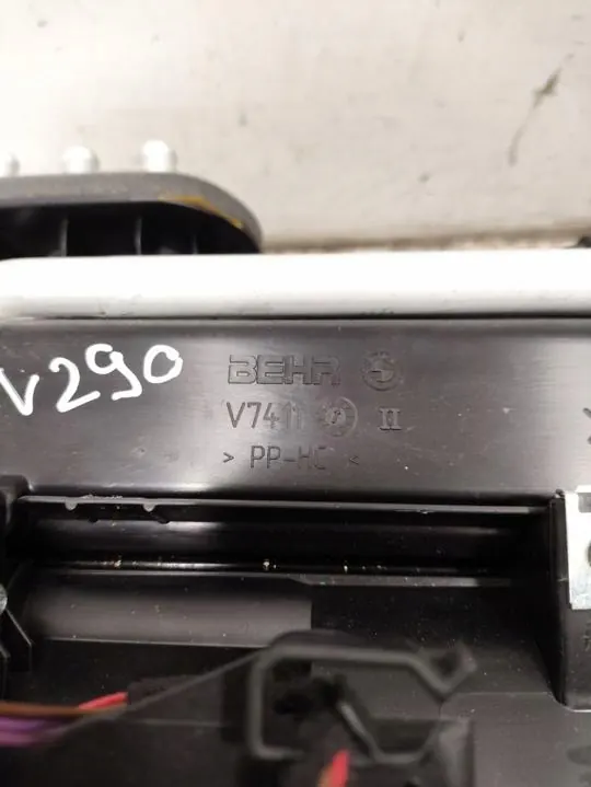 Rolls-Roycen puhallinkotelo OEM 9197019 Ghost 2010 image 10