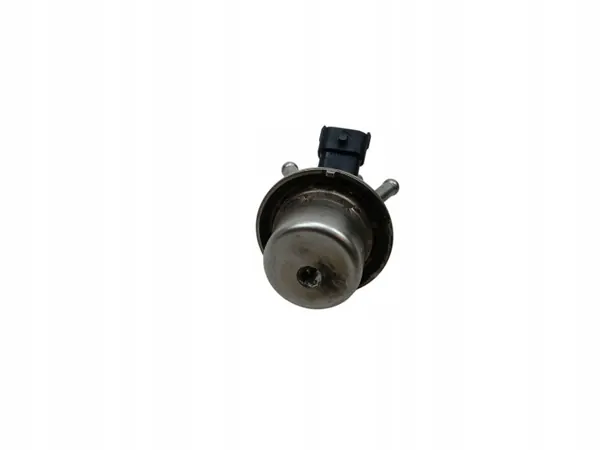 Inyector AdBlue Mercedes OEM A0004901113 Usado image 5