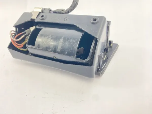OEM POPIELNICZKA/SDV07634 Voorasbak voor Mercedes W124 image 9
