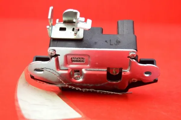 Bagagelås 81230F2010 Hyundai Elantra 6 VI Sedan 19-20 image 5