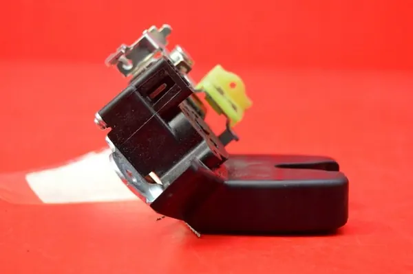 Bagagelås 81230F2010 Hyundai Elantra 6 VI Sedan 19-20 image 6