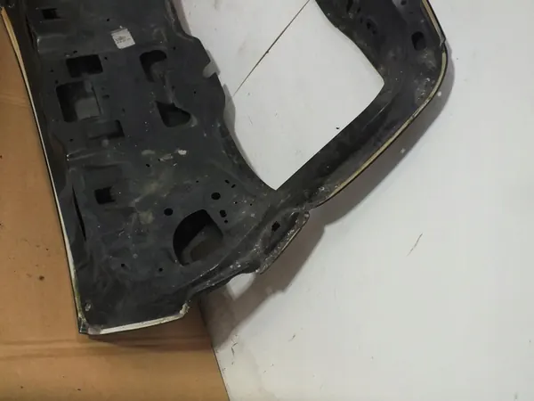 RENAULT KADJAR Takaluukku OEM 901002847R image 5