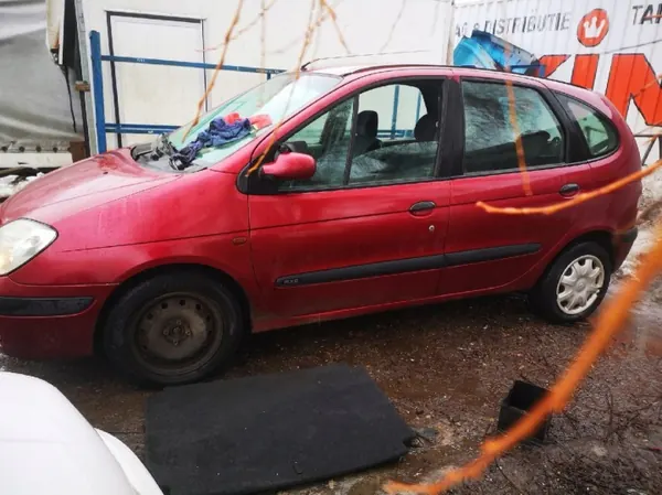 Colector de escape Renault Scenic OEM 110182f7 image 7