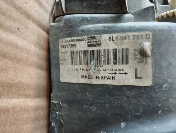 Farol dianteiro esquerdo SEAT IBIZA III 6L1941751D image 3
