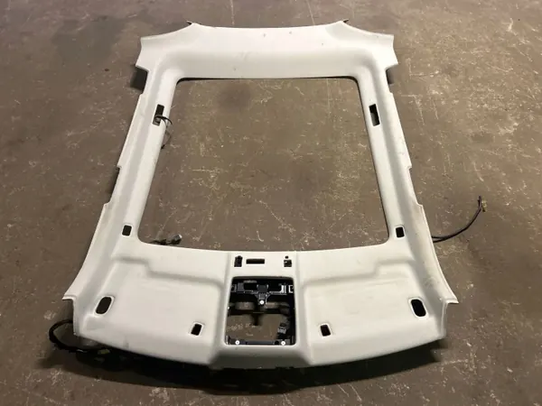 Techo Land Rover OEM 12D4413CD71 - Usado image 5