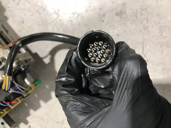 Mécatronique BMW 5 E34 image 4