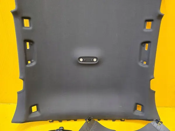 Audi Q5 SQ5 S-Line Alustansuojus OEM Musta image 4