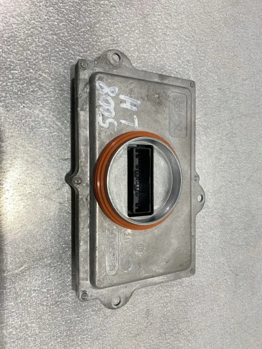 Peugeot 5008 LED-strålkastarstyrenhet OEM FBZ18765 image 2