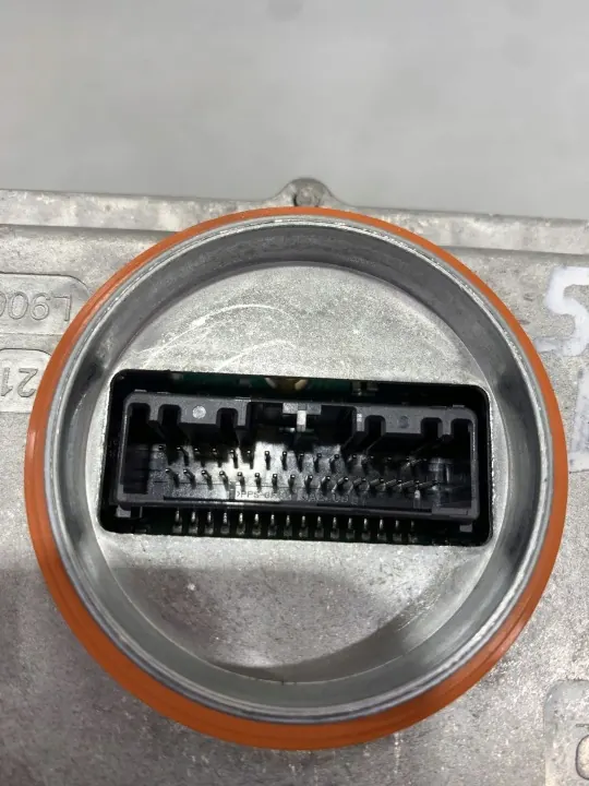 Peugeot 5008 LED-strålkastarstyrenhet OEM FBZ18765 image 3