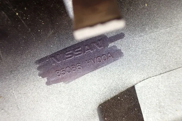Nissan OE 85086HV00A Tira Parachoques Trasero Derecho image 10