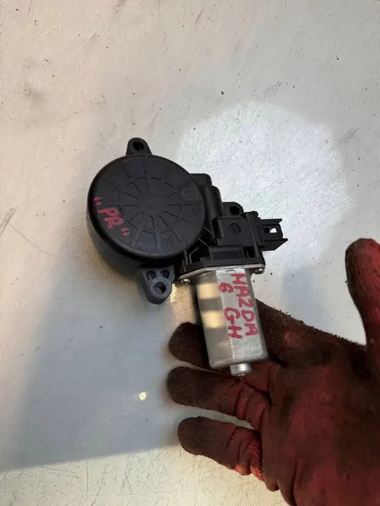 Mazda 6 Raamhefmotor Voor Rechts Gebruikt OEM 123312 image 1