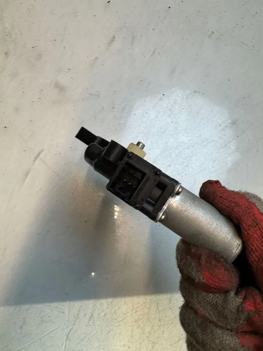 Mazda 6 Raamhefmotor Voor Rechts Gebruikt OEM 123312 image 3