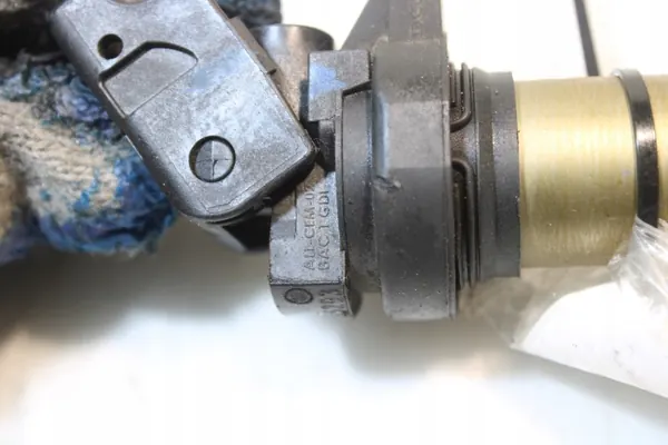 Brandstofrail Peugeot 3008 II 1.6 Hybrid image 10