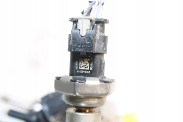 Brandstofrail Peugeot 3008 II 1.6 Hybrid image 9