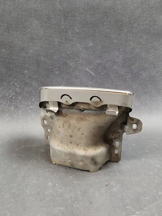 Embout d'échappement Mercedes OEM A2214904227 - Occasion image 3