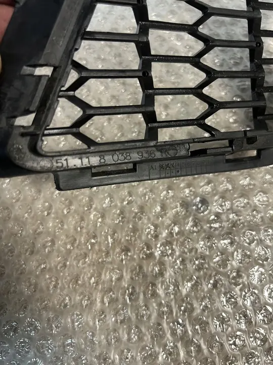 Griglia paraurti destra BMW E92 E93 image 3