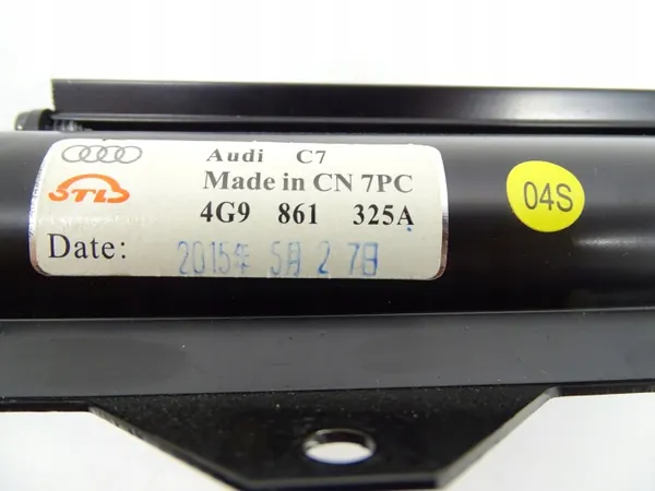 Store de coffre Audi A6 C7 OEM 4G9861325A - Occasion image 6
