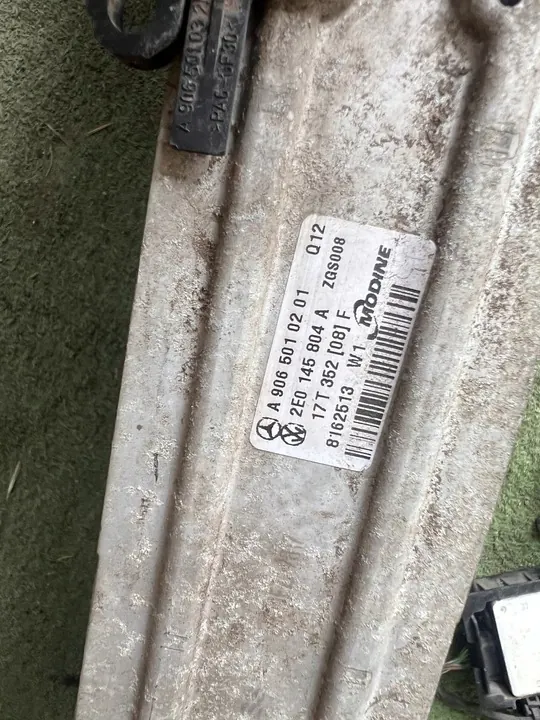 Intercooler MERCEDES SPRINTER W906 A1330900014 image 3