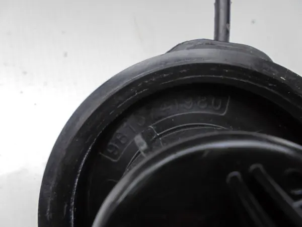Kraftstoffklappenverschluss OEM 9816741980 für Citroen C4 image 10