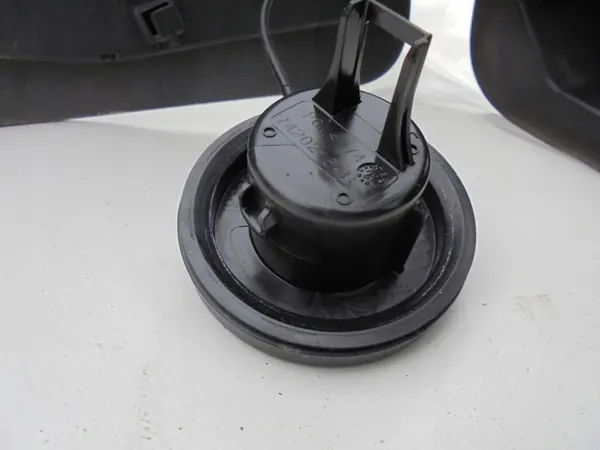 Kraftstoffklappenverschluss OEM 9816741980 für Citroen C4 image 9