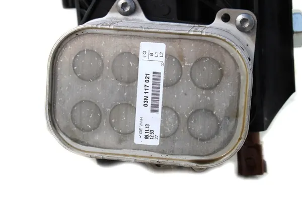Refroidisseur d'huile VW SKODA OEM 03N117021 + Filtre image 5