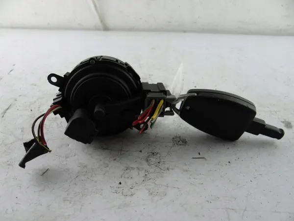Interruptor de Ignição Volvo OEM 30710301 para V50 2004 image 3