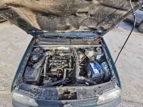 Supporti motore e cambio Volkswagen Golf 1996 1.9L 1H0 image 7