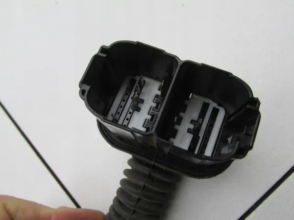 Harness Puerta Trasera Izquierda OEM F1ET-14240-LEH image 3